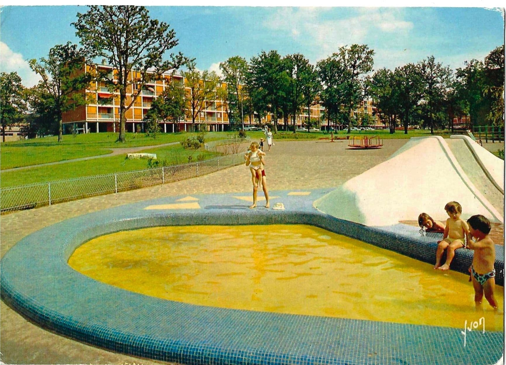 Ancienne piscine à côté de la Corniche et du Belvédère